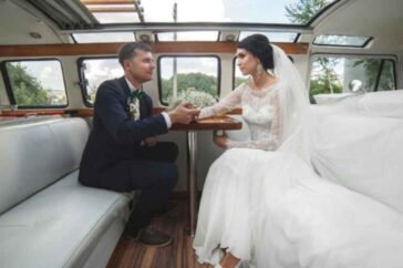 Luxury-Wedding-Bus-Options-to-Impress-Your-Guest