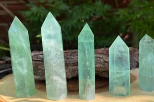 Multi-Fluorite-Arch-Angel-Meaning,-Benefits-&-Uses-Explained