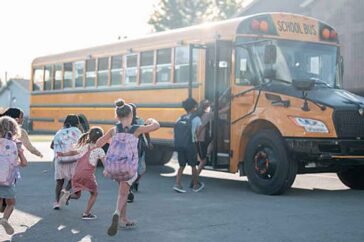 Smart-Ways-to-Arrange-Transport-for-School-or-Club-Events