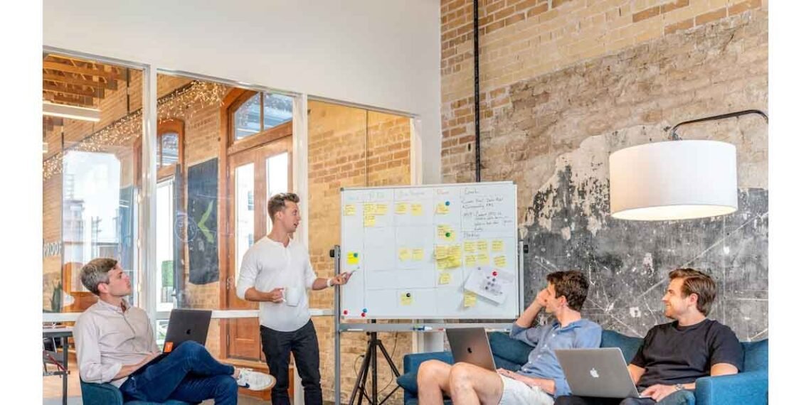 How AI Messaging Helps Brands Personalize Outreach at Scale