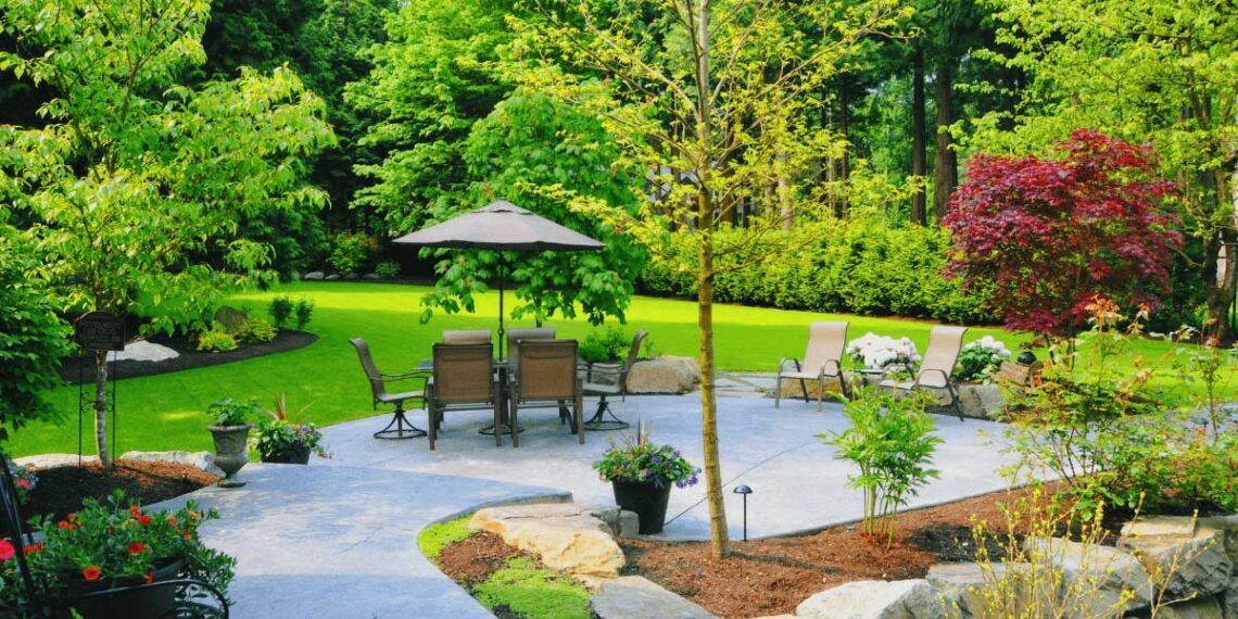 Sustainable Landscaping Ideas for Low-Maintenance Backyards