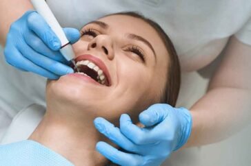 Tips for Maintaining Oral Health Between Dentist Visits